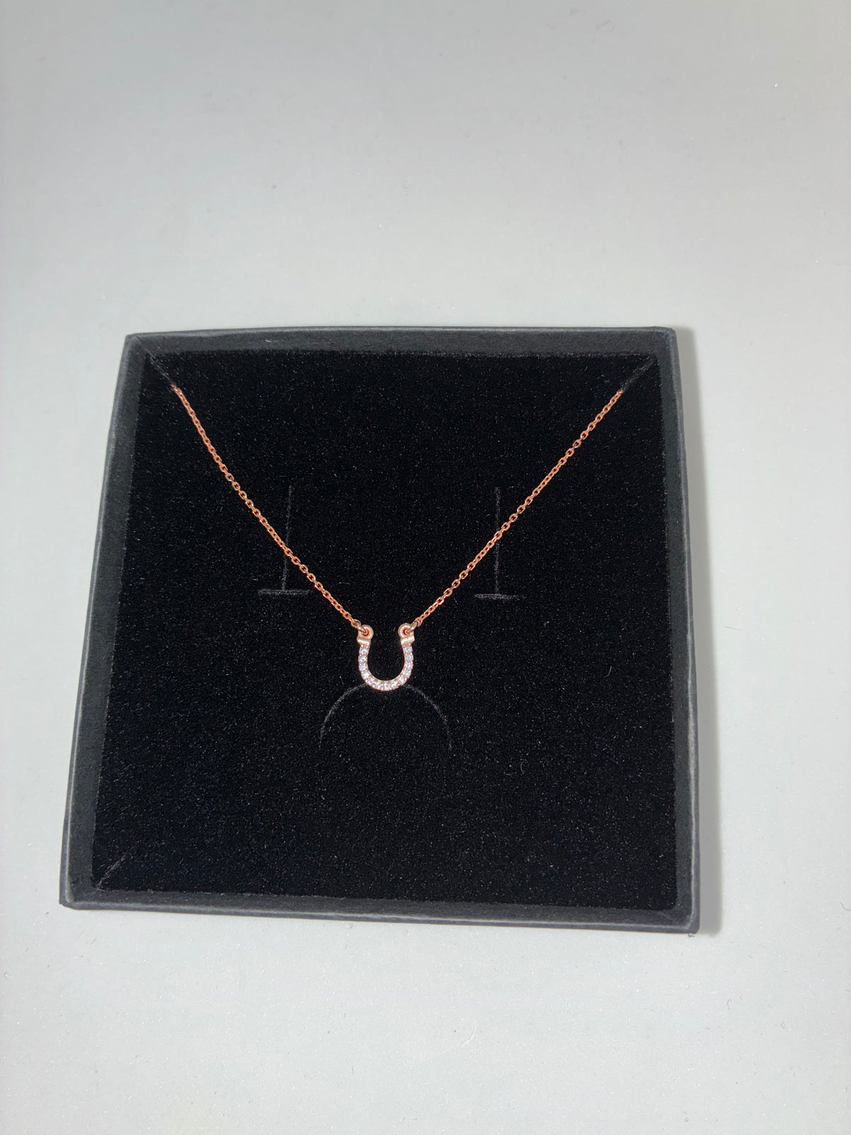 Jo´s Stering Silver Small Horseshoe Necklace With White Zircon