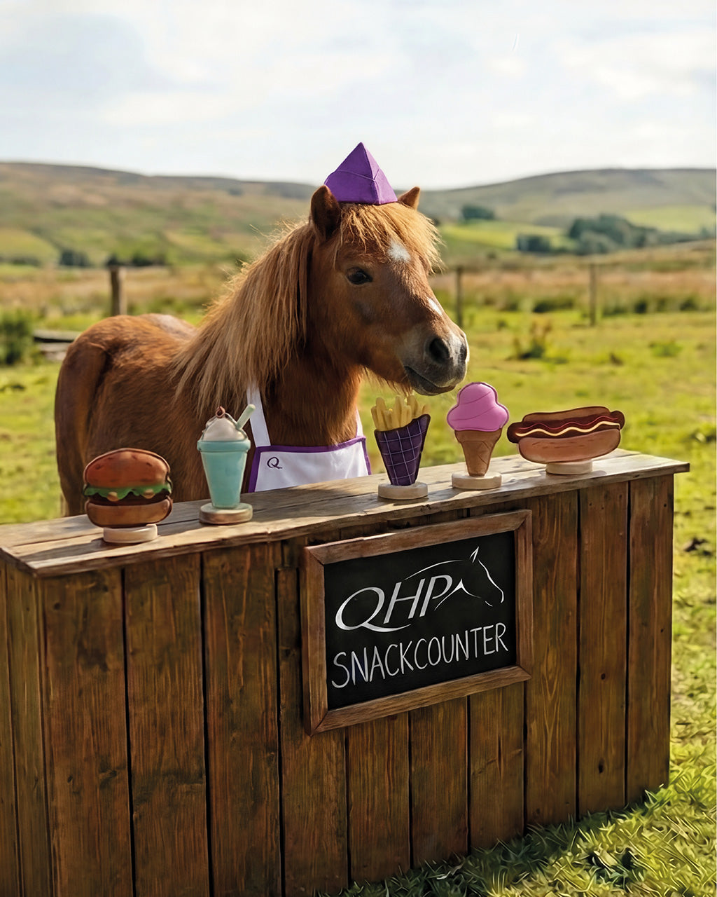 QHP Horse Toy Snackcounter Hot Dog