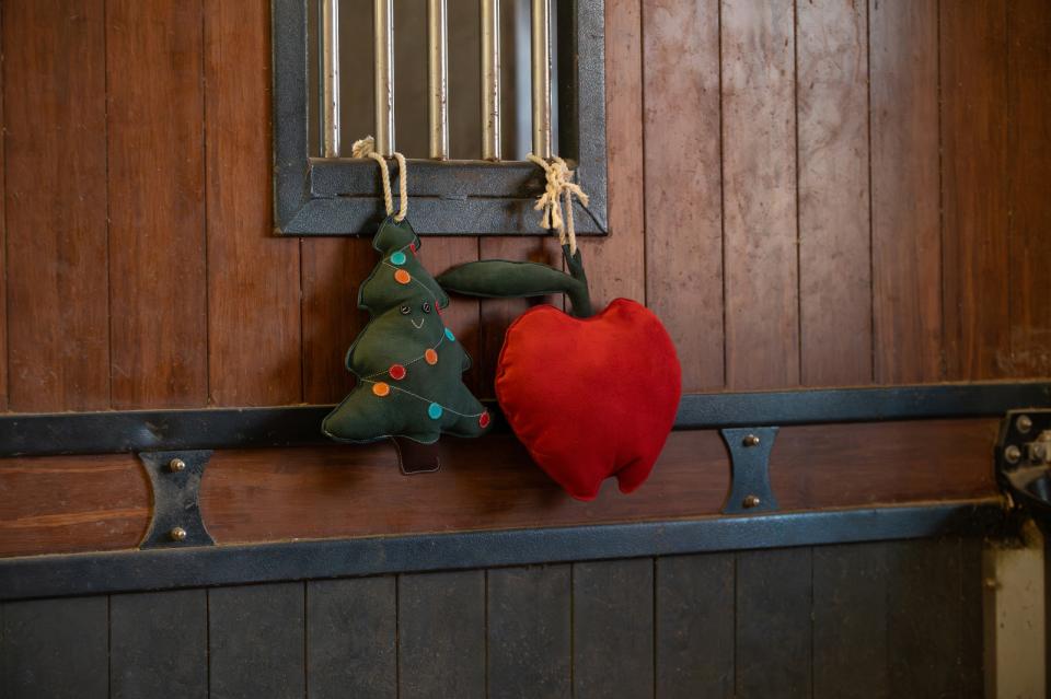 HorseGuard Christmas Tree Staldlegetøj