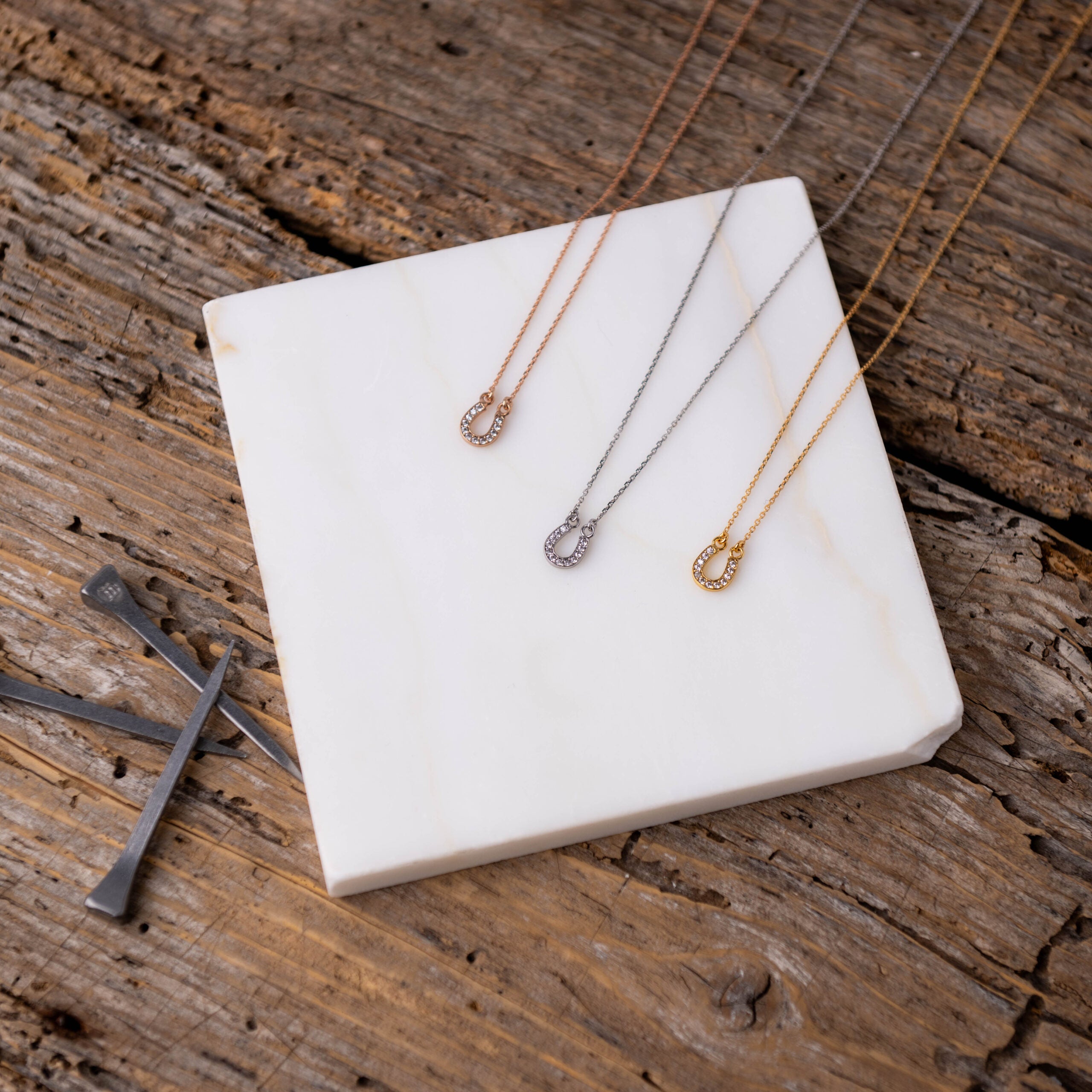 Jo´s Stering Silver Small Horseshoe Necklace With White Zircon