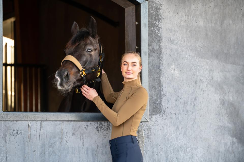 Catago Bree Langærmet T-Shirt - OUTLET