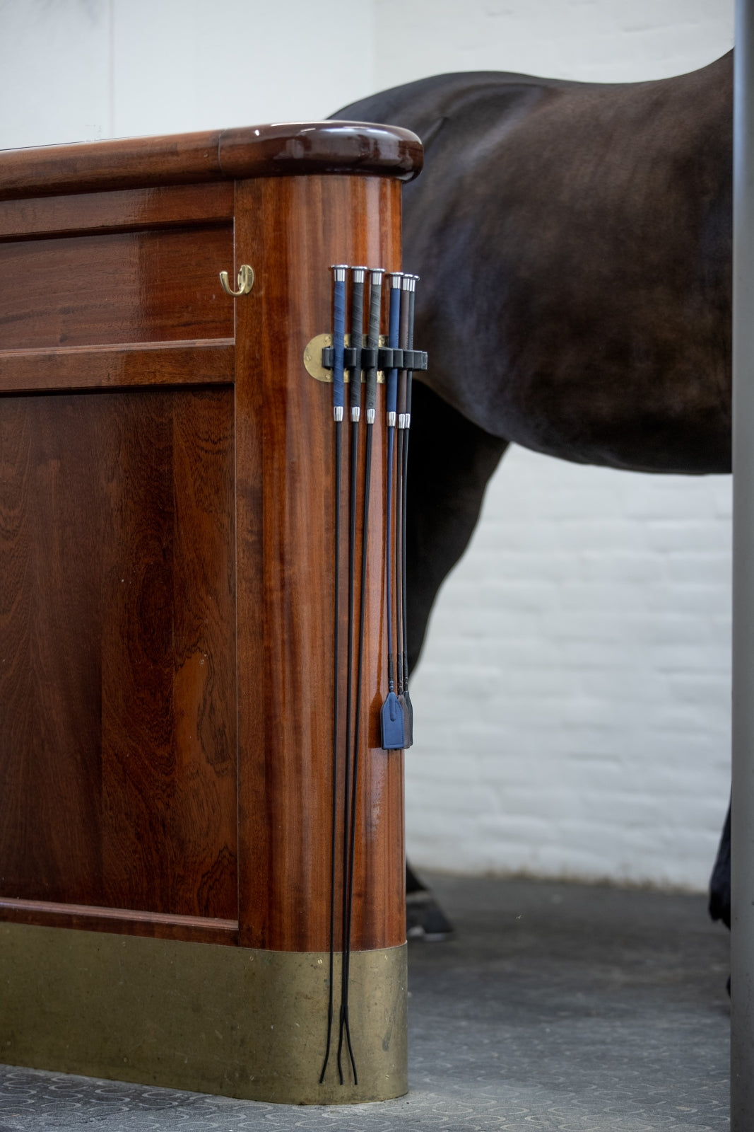 Equipage EQ Tahira Springpisk