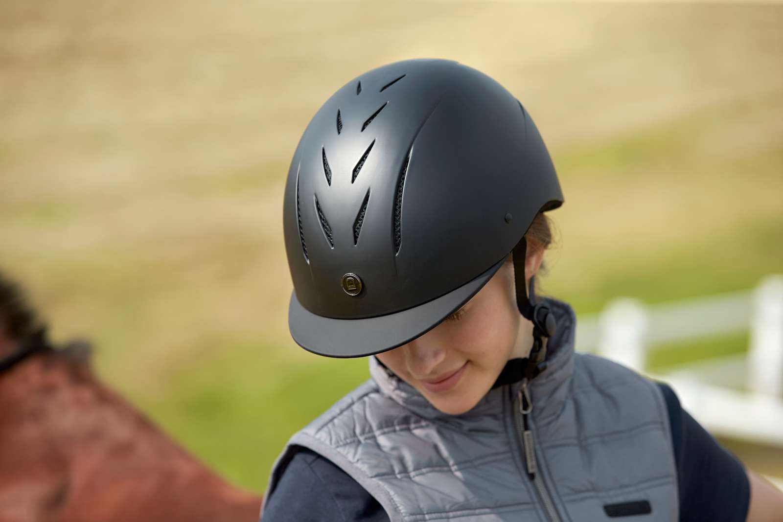 Equipage Henderson Ridehjelm - OUTLET