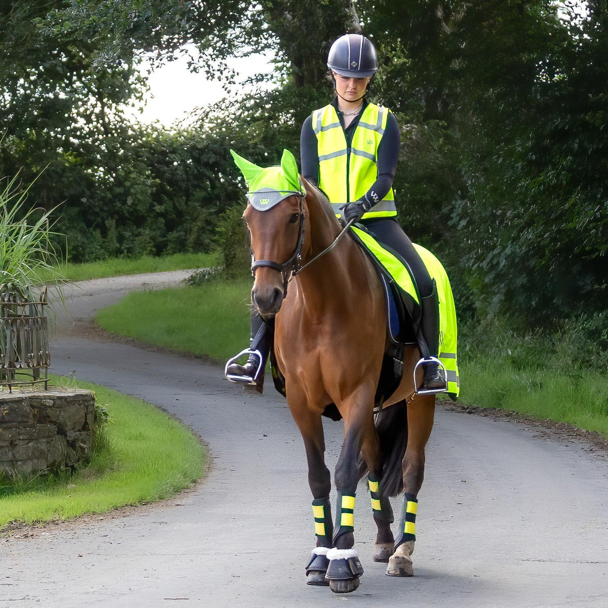 Woof Wear Hi Vis Fly Veil Hut