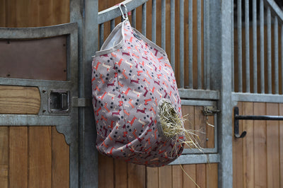 Weatherbeeta Dachshund Hay Bag