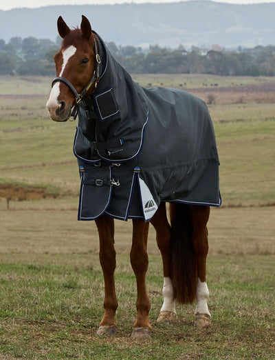 Weatherbeeta Comfitec Ultra Turnout Detach-A-Neck Medium/Lite 100 g.