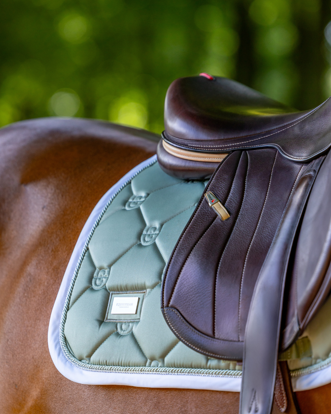Equestrian Stockholm Pistachio White Springunderlag