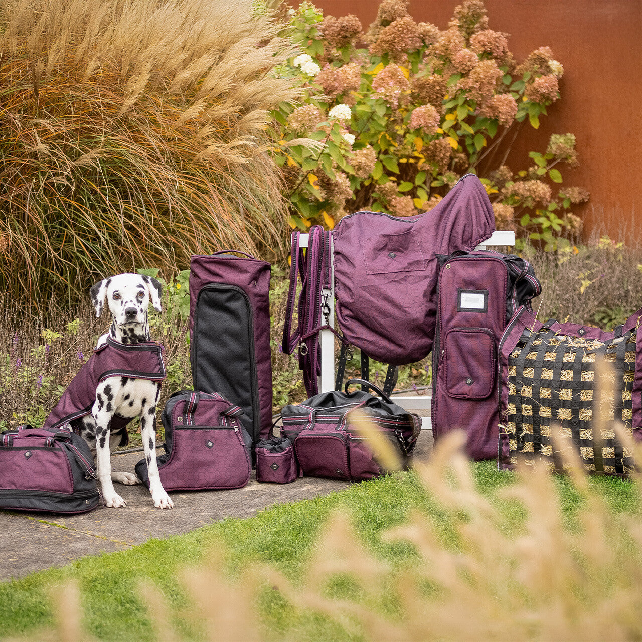 QHP Grooming Bag