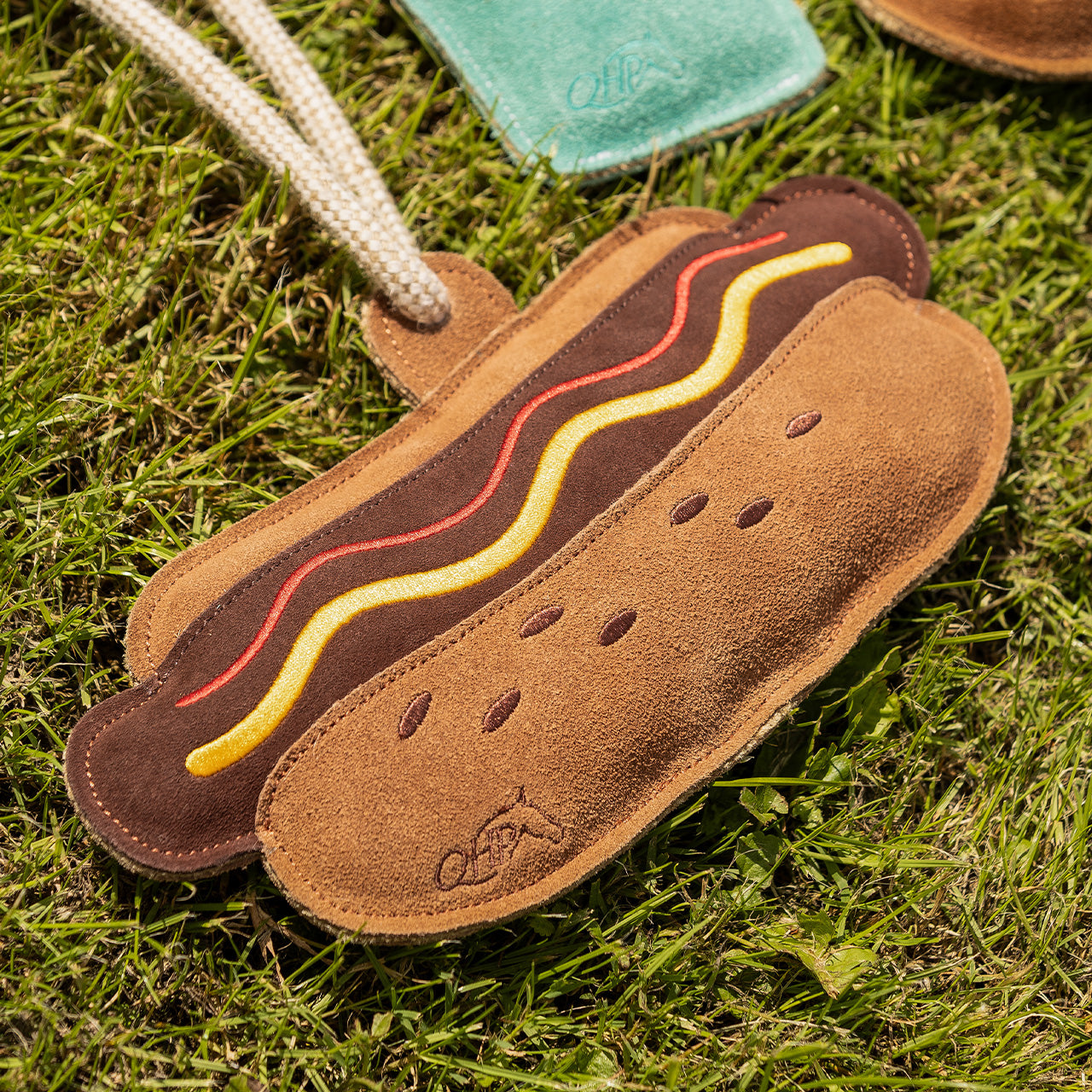QHP Horse Toy Snackcounter Hot Dog