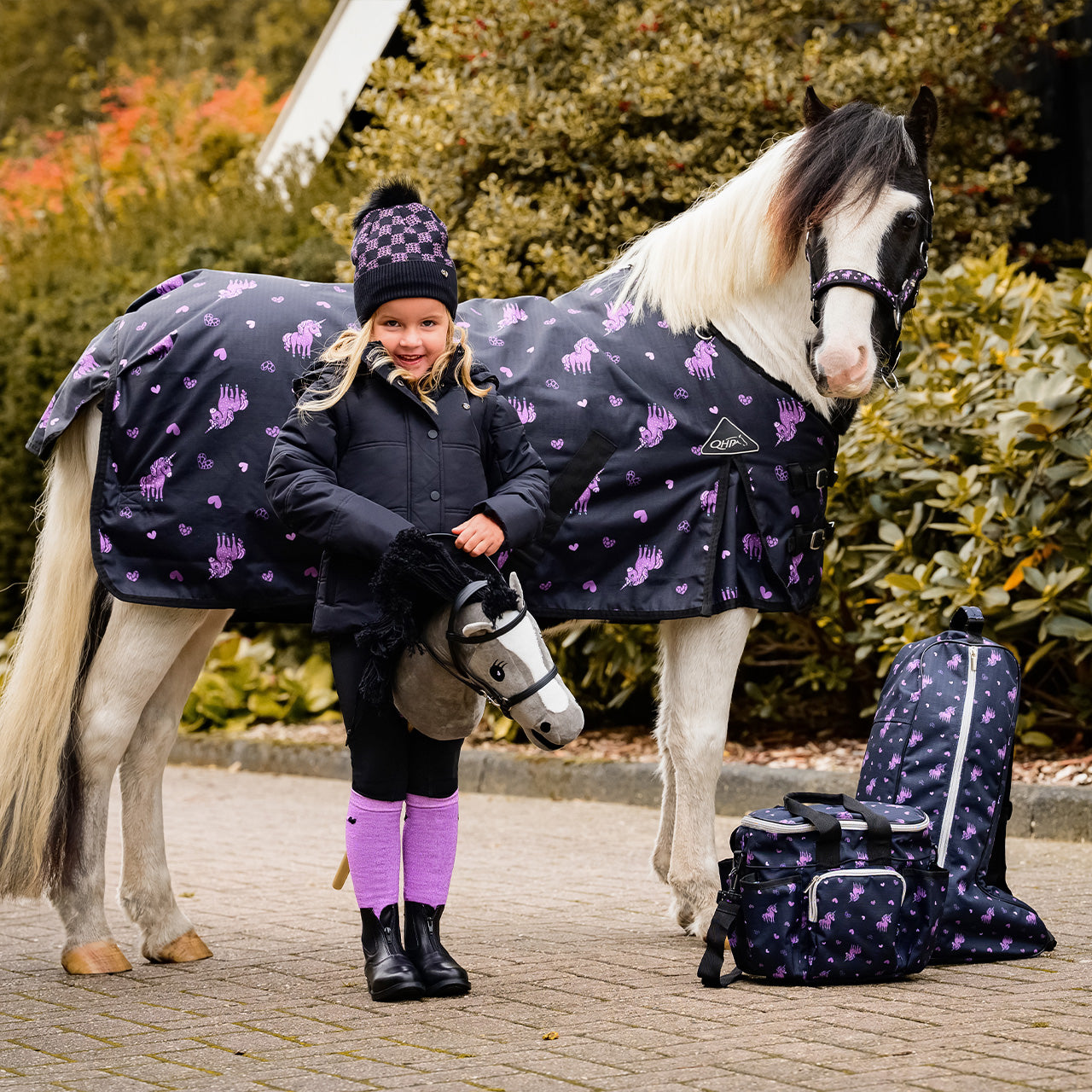 QHP Lize Turnout Rug 100g.