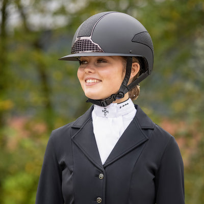 QHP Novah Plastron