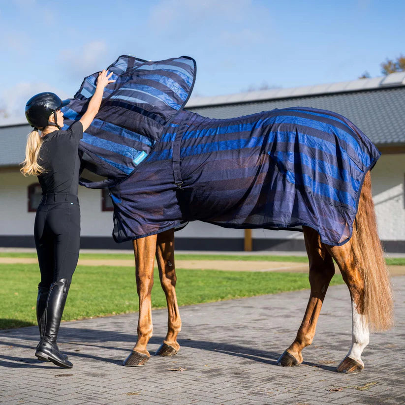 Back on Track Cooling Horse Nech Cover