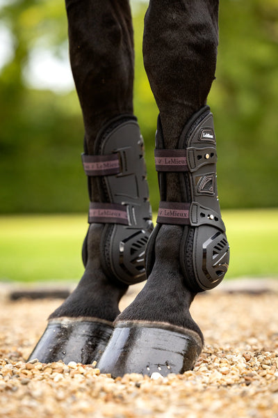 LeMieux Motion Cool Tendon Boots