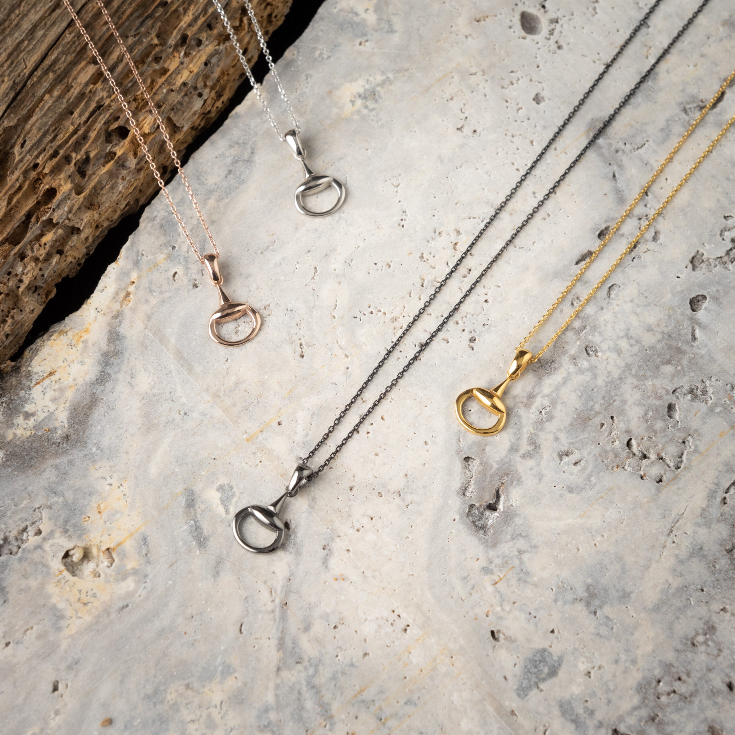 Jo´s Stering Silver Small Snaffle Bit Necklace