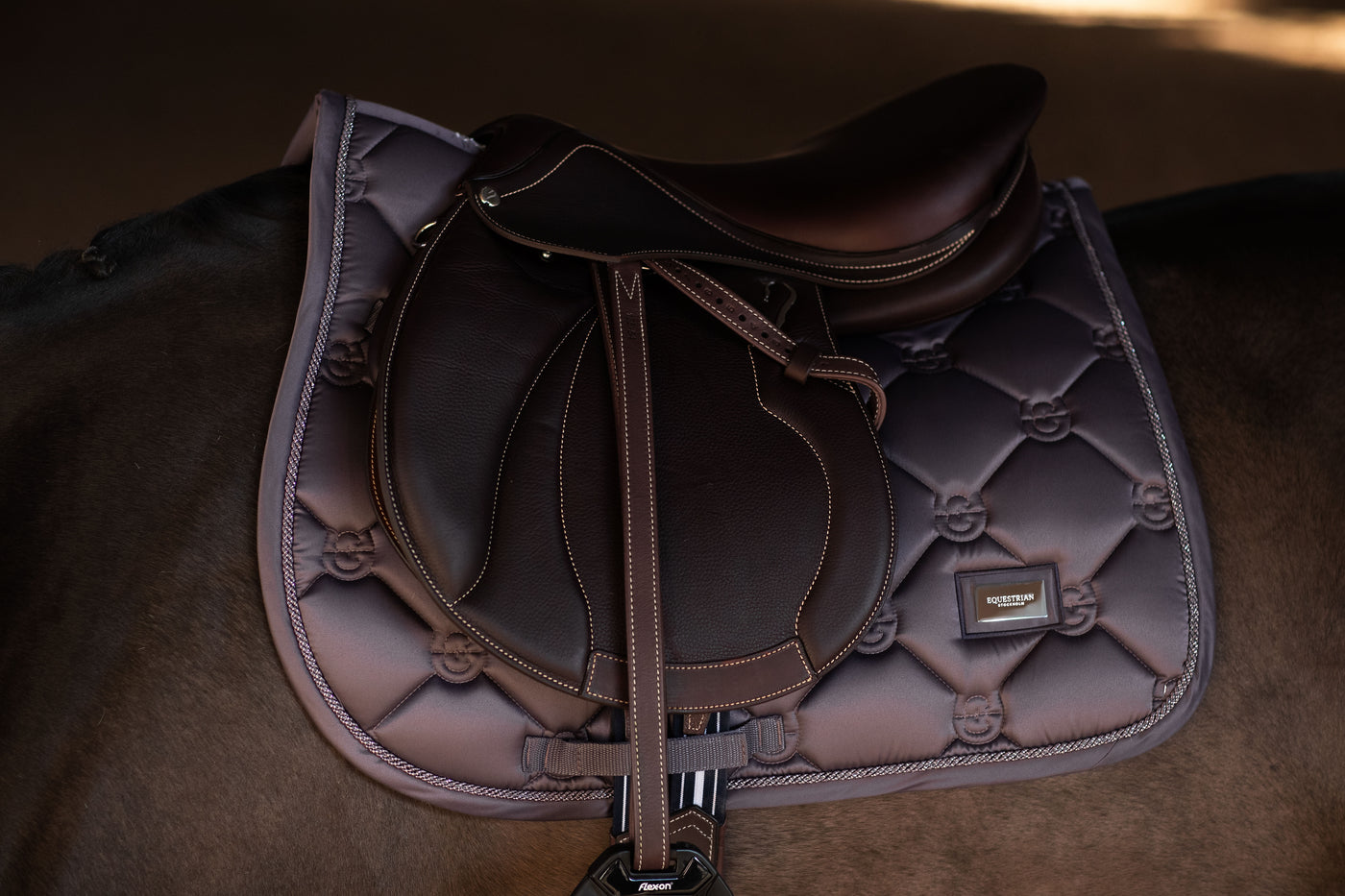 Equestrian Stockholm Dark Violet Springunderlag
