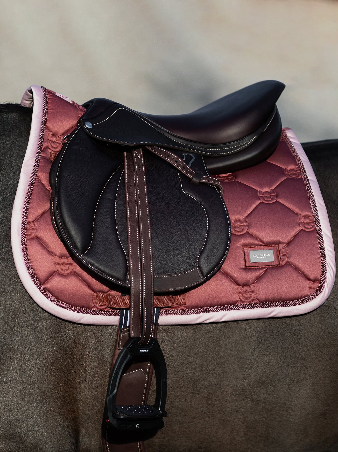Equestrian Stockholm Amber Rose Springunderlag