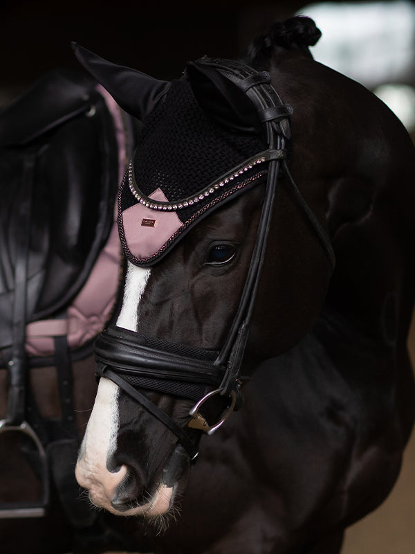 Equestrian Stockholm Anemone Hut