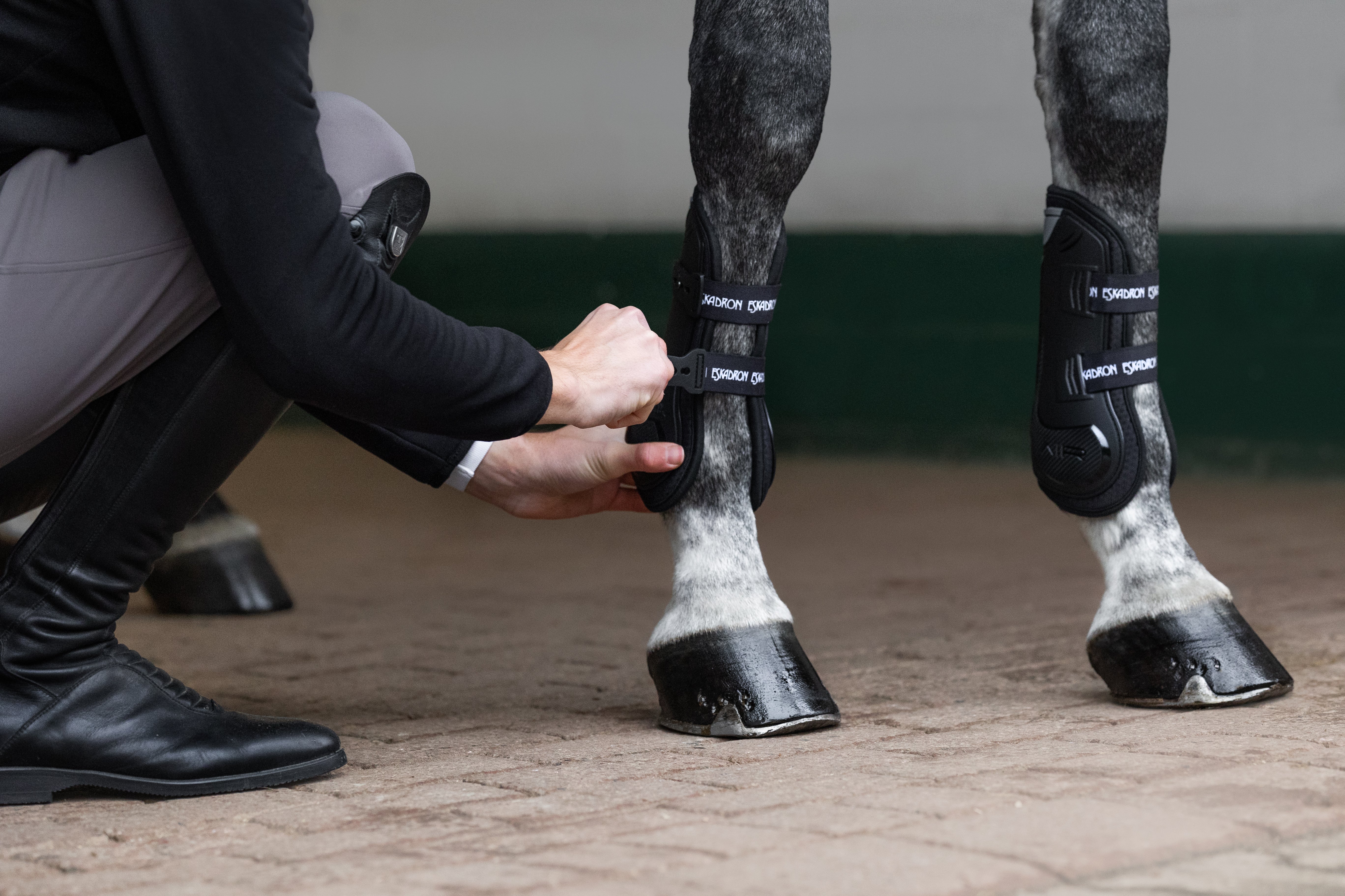 Eskadron AIR-FLEX Sport F Tendon Boots