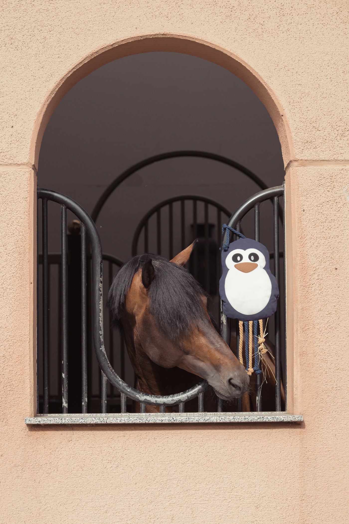 Eskadron Horse Toy Penguin