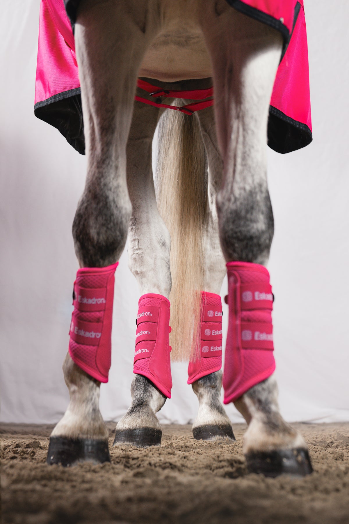 Eskadron Dynamic Mesh Tendon Boots