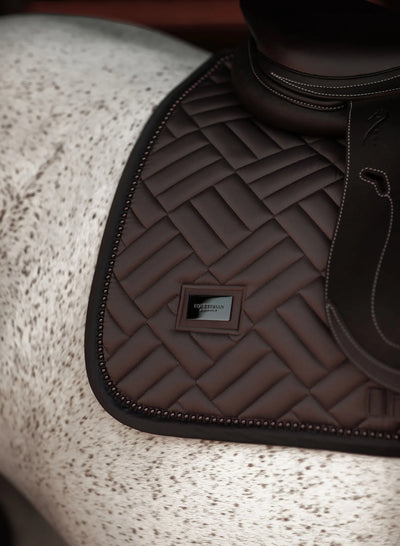 Equestrian Stockholm Mordern Mocha Springunderlag