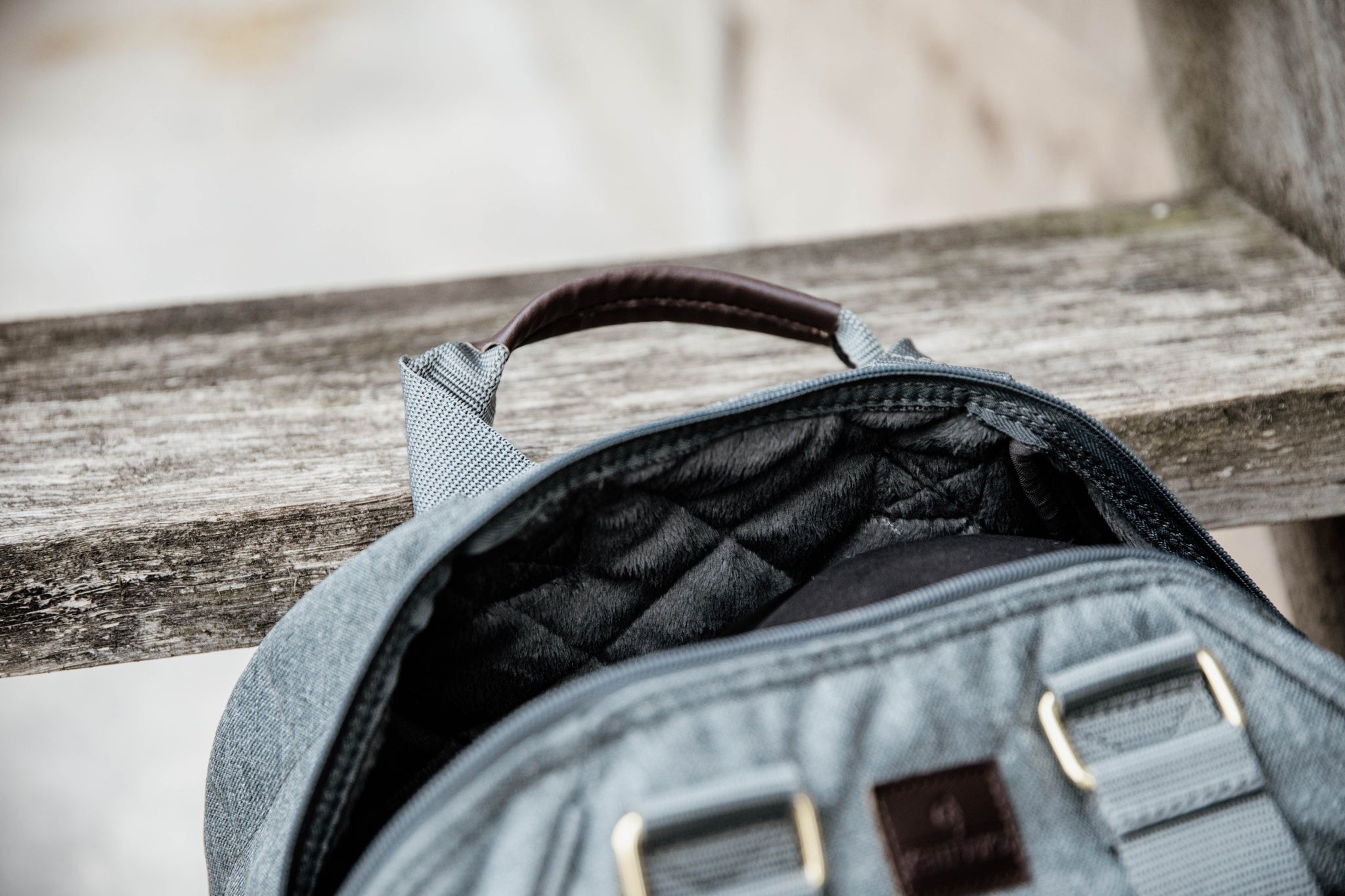 Kentucky  Helmet Bag