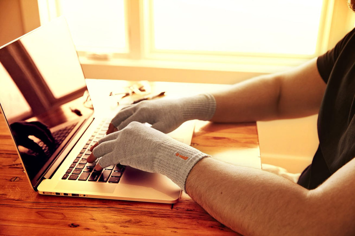 Incrediwear Circulation Fingerless Gloves